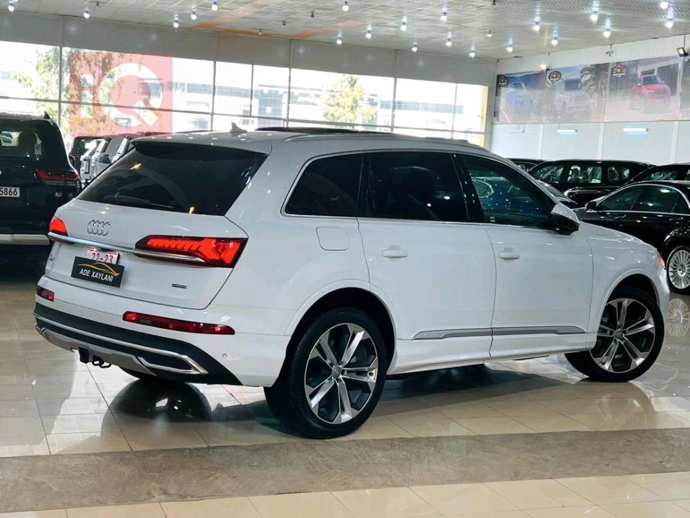 ئاودی Q7